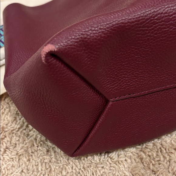 Tory Burch McGraw Burgundy Tote - Picture 7 of 11